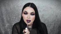 A Look Everyone's Goth To See – Makeup Tutorial